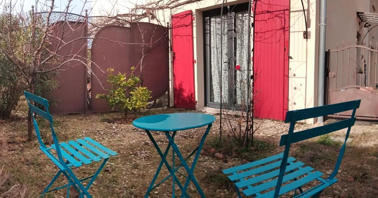 Dunloe Chambre & Terrasse Chez L'Habitant Avec Borne Recharge Electrique Chantemerle-les-Grignan Bagian luar foto